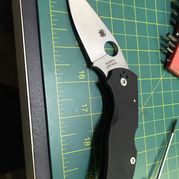 spyderco Other - Soyderco Native 5 signature folder knife